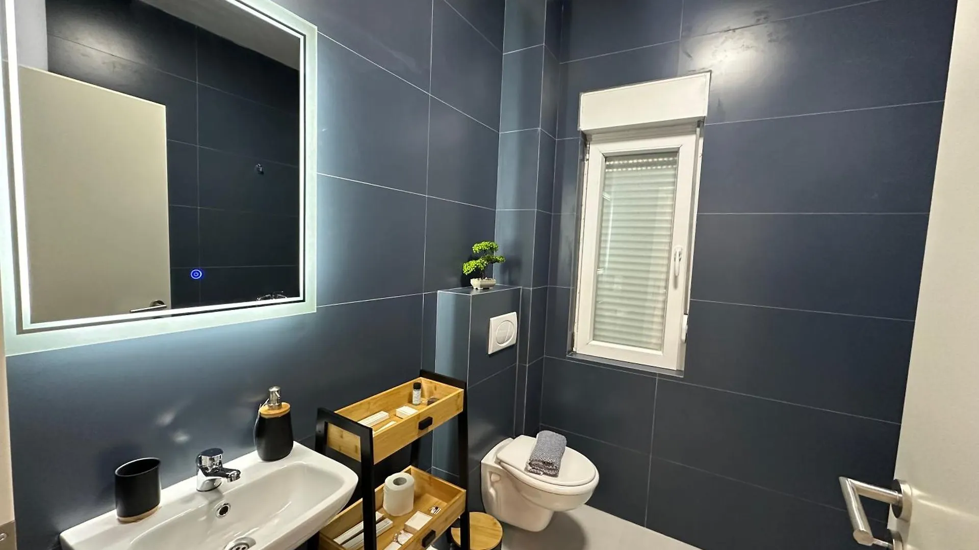 Kual Apartments Sarande