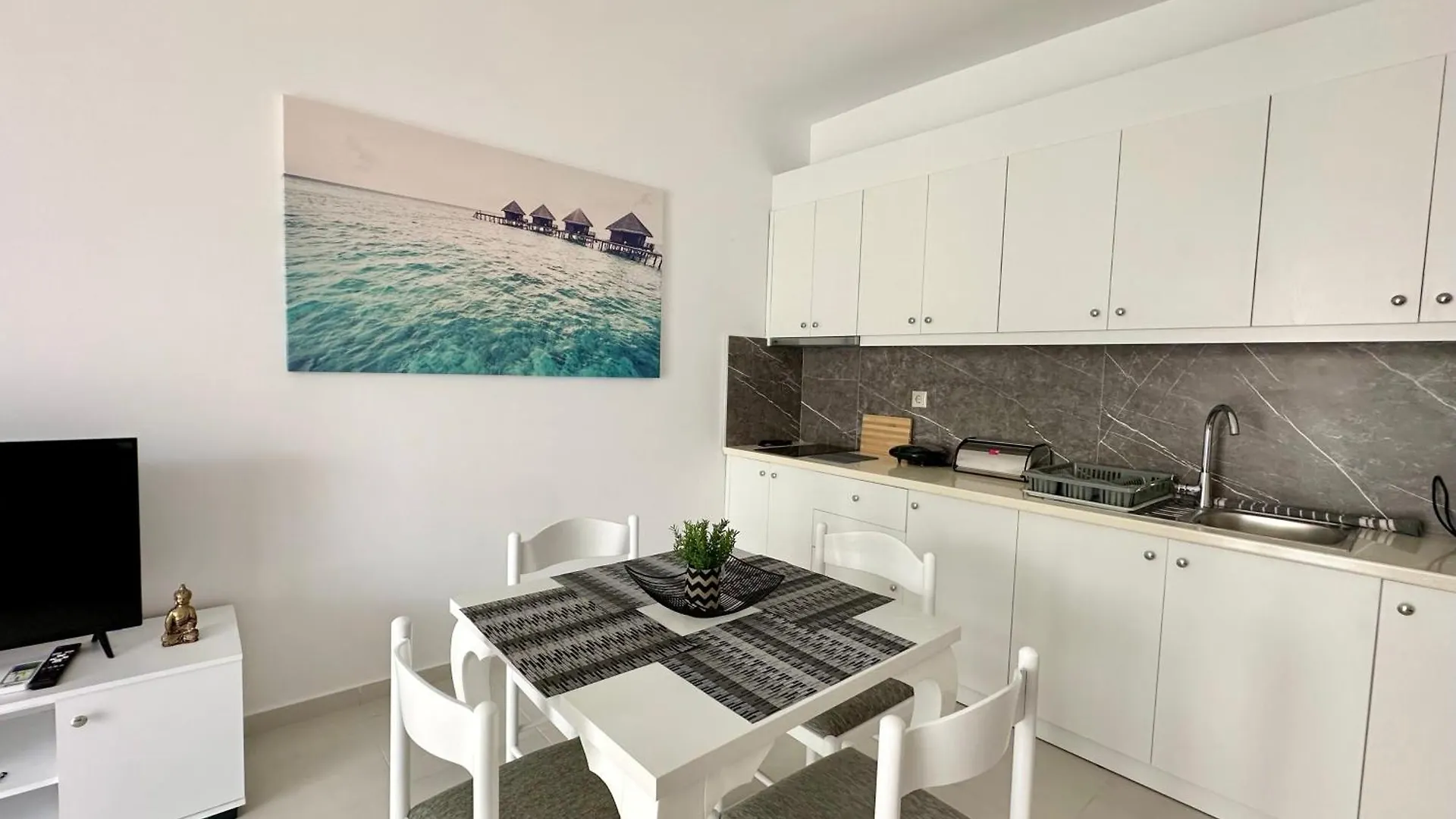 Kual Apartments Sarande